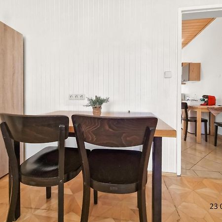 Four-Bedroom, Four King-Size Comfort เวียนนา ภายนอก รูปภาพ