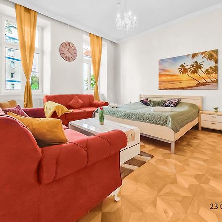Four-Bedroom, Four King-Size Comfort เวียนนา ภายนอก รูปภาพ