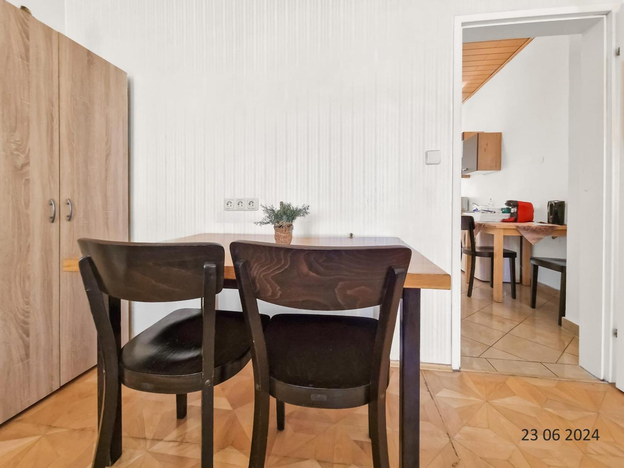 Four-Bedroom, Four King-Size Comfort เวียนนา ภายนอก รูปภาพ